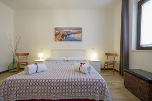 2 bedrooms, desk, iron/ironing board, free WiFi - Hillside Villa for 5 guests in Polignano a Mare (Polignano a Mare)