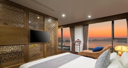 Cat Ba Paradise Hotel - Sky Bar & Massage