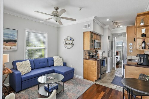 Live-Love-St Pete! Hipster 1 bdrm Studio in DTSP!!