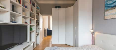 2 quartos, Wi-Fi de cortesia, roupa de cama