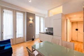 Interior - Sant'Ambrogio - Milan, central apartament for 5 (Milano)