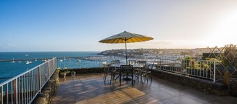 La  Mouette - NEW listing - sleeps 8 guests  in 4 bedrooms