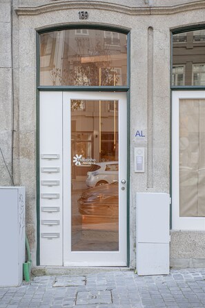 Exterior - Liiiving-Mouzinho Residence Apartment 1F (Porto)