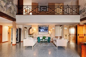 Reception - DWO Rioja Wine Hotel (Cenicero)