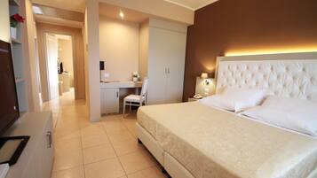 Superior-Zimmer, Meerblick | 1 Schlafzimmer, Minibar, Zimmersafe, schallisolierte Zimmer