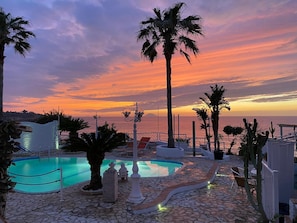 季節性室外游泳池