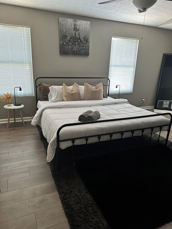 3 chambres, accès au Wi-Fi (inclus), literie fournie