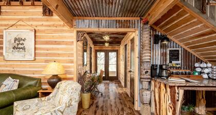 Magical Treehouse on the Brazos River with spiral slide off the deck! 350 acres!  Tubing!