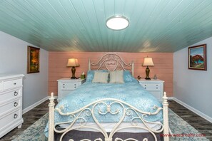 5 habitaciones, tabla de planchar con plancha y wifi 