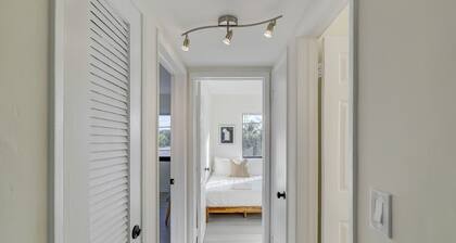 Modern & Rlx space for 6 ppl