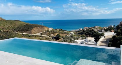 Newly built villa El Sueño with sea views and infinity pool