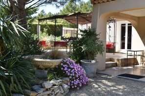 Terrace/patio - Vacation rental house with pool AUREILLE LS1-423 (Aureille)