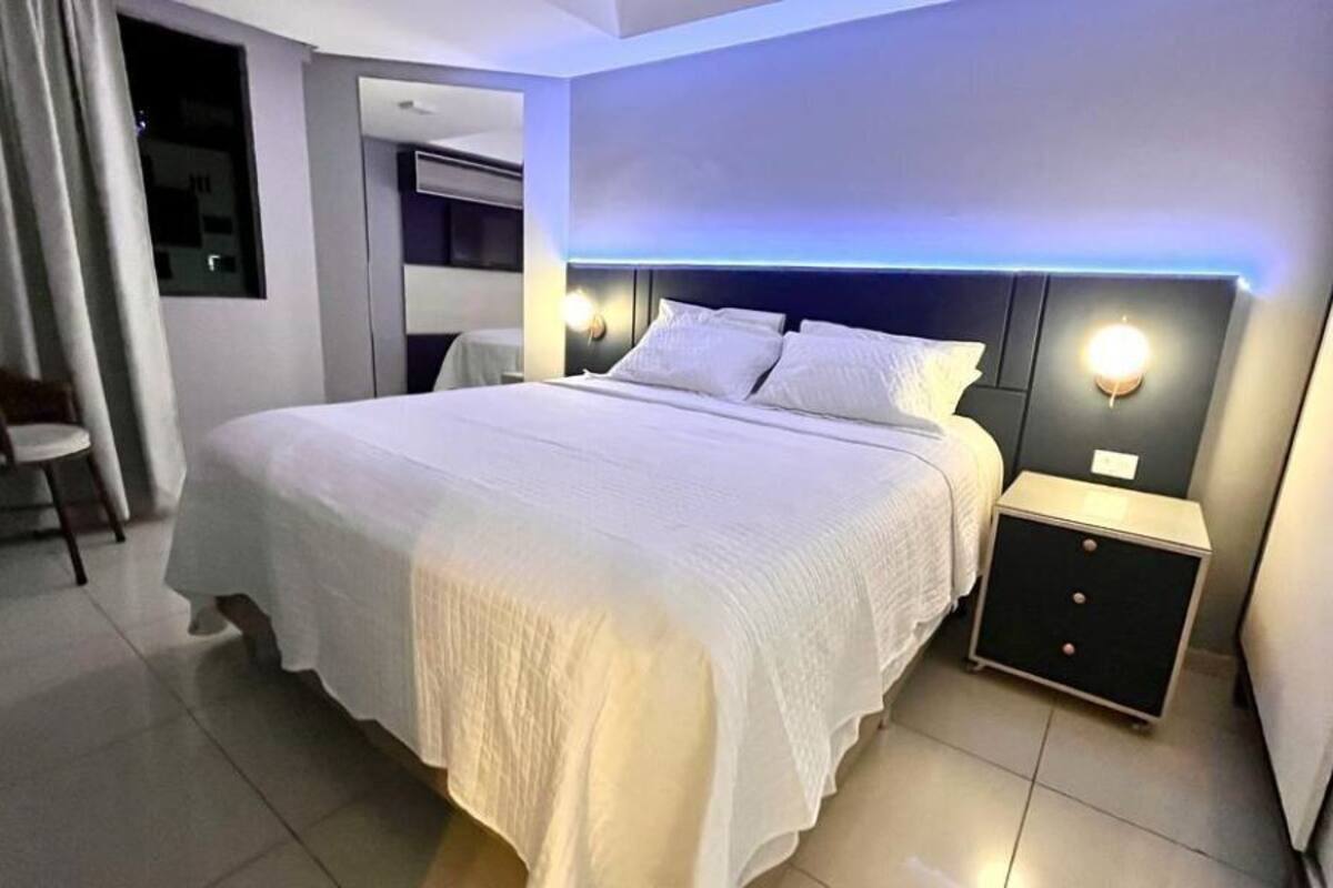 Apartment | Iron/ironing board, bed sheets