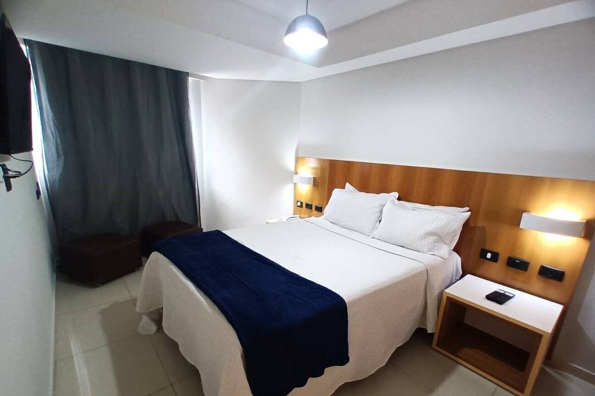 Basic Apartment | Iron/ironing board, bed sheets
