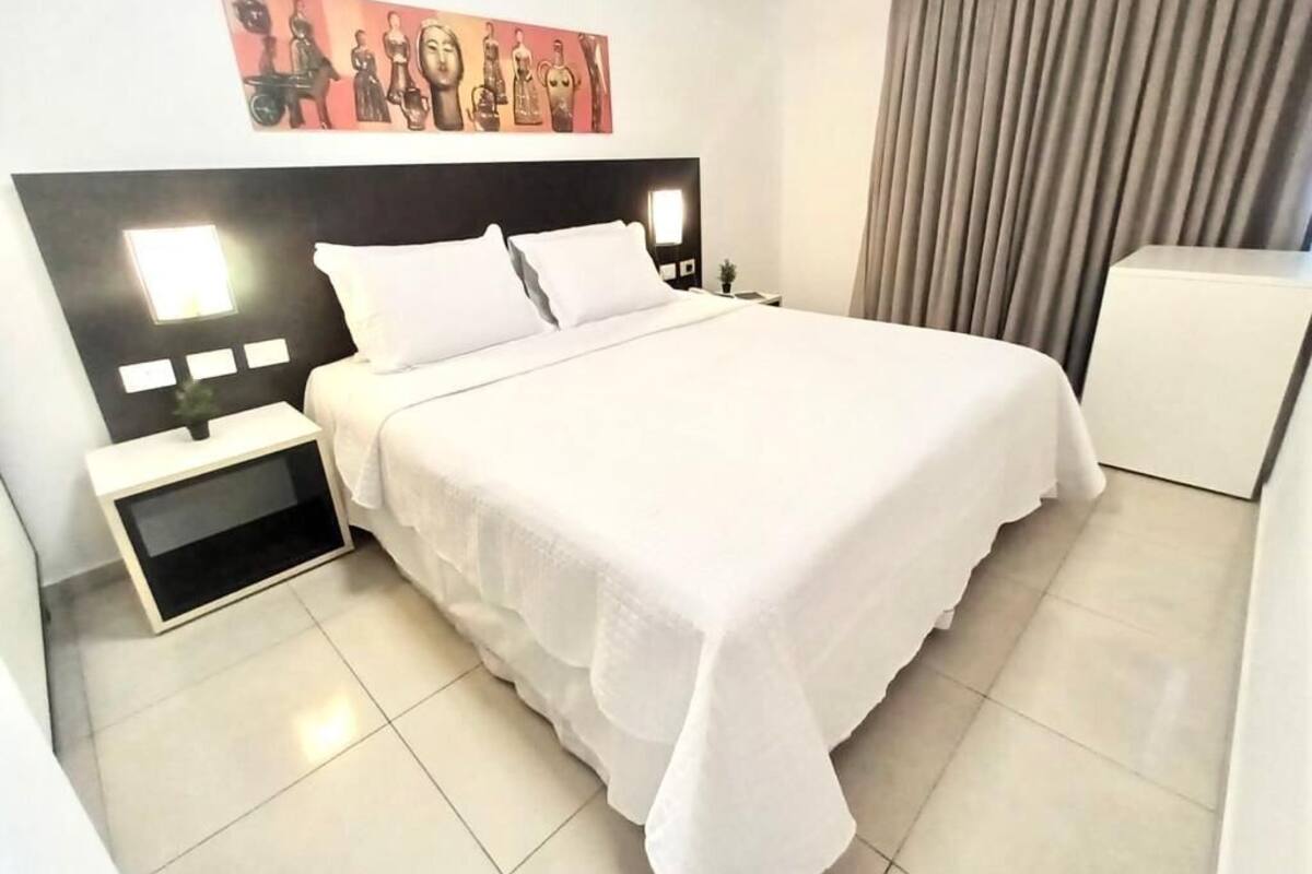 Apartment | Iron/ironing board, bed sheets