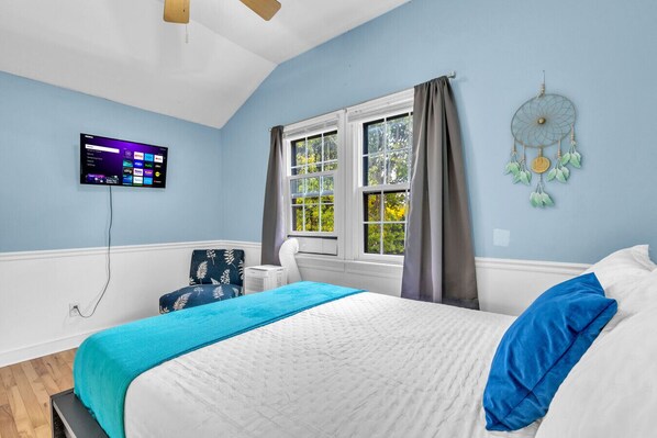 4 Schlafzimmer, Schreibtisch, BĂŒgeleisen/BĂŒgelbrett, Reisekinderbett