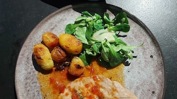 Makanan dan minuman