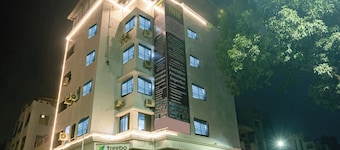 Treebo Shembekars Inn