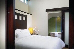 3 Schlafzimmer, Zimmersafe, Schreibtisch, Bügeleisen/Bügelbrett