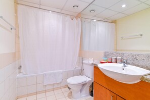 Bathroom - 1 Bedroom Pool View Apartment - OAS (Dubai)