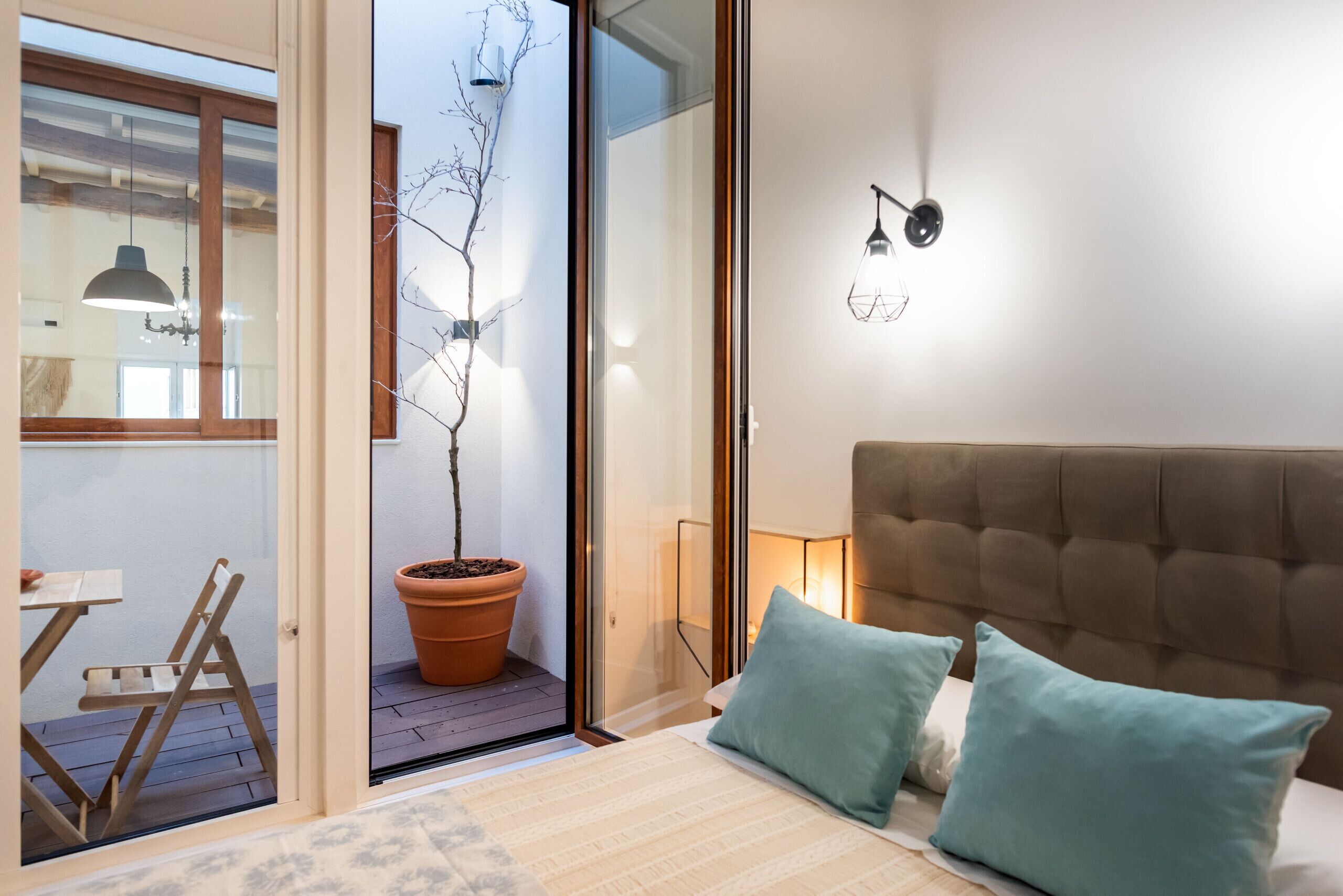 2 quartos, Wi-Fi de cortesia, roupa de cama