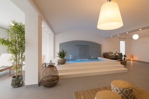 Indoor pool, outdoor pool