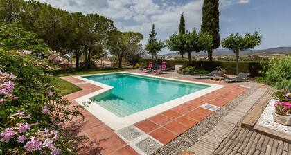 Holiday Home 'Romegosa Benestar' with Mountain Views, Wi-Fi and Air Conditioning