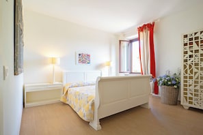 Family Room | Free minibar, free WiFi, bed sheets - Tenuta di Corbara  (Orvieto)