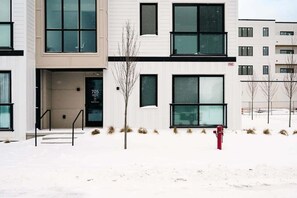 Exterior - Cypress Parkside Condo - Dog Friendly! (Traverse City)