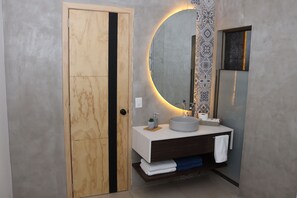 Panoramic Villa | Bathroom - Eco Sky Villas (Tamanique)