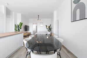 Apartment | In-room dining - Beautiful Penthouse close to Uni Esch (Sanem)