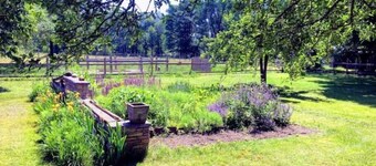 Barn House: isolated sheep farm Hudson area
