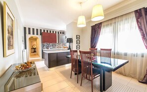 Dining - Coco Palm - Deluxe Suite (Ζακυνθος)