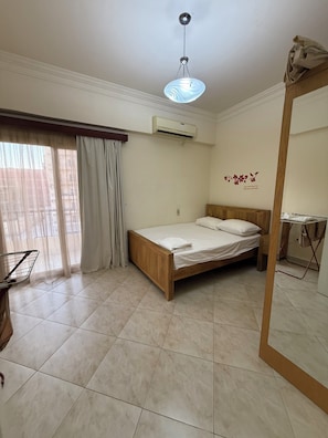 1 bedroom, iron/ironing board, bed sheets