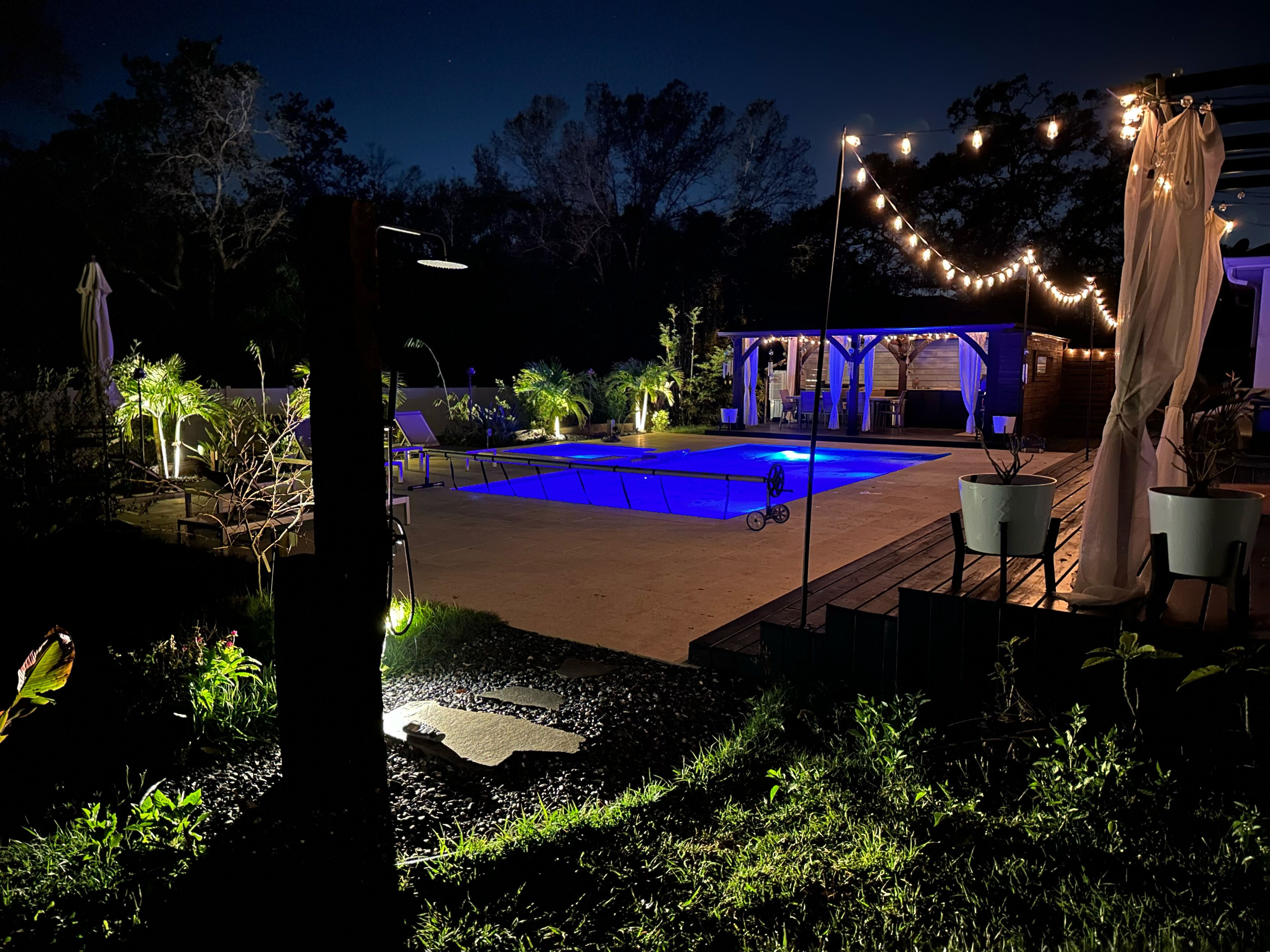 Charming Barn in Tampa, heated Pool, clothing optional, Tampa, FL