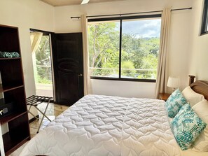 2 bedrooms, desk, iron/ironing board, WiFi - Deluxe Penhouse with Pool - 3 min walk to the beach (Playa Pelada)