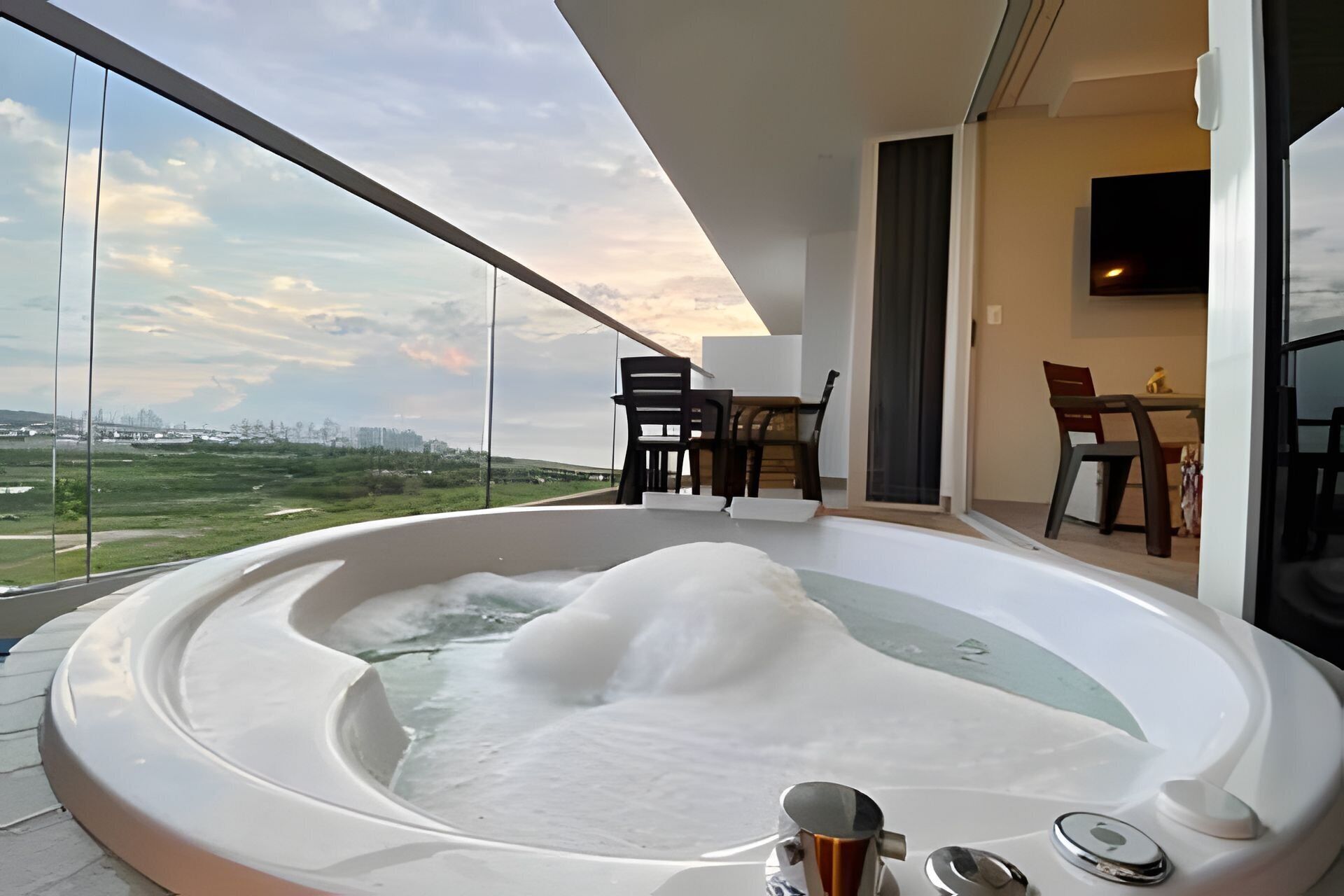 Apartment | Außen-Whirlpool