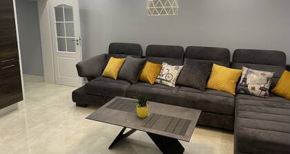 Mountain View, design apartment, prestige area