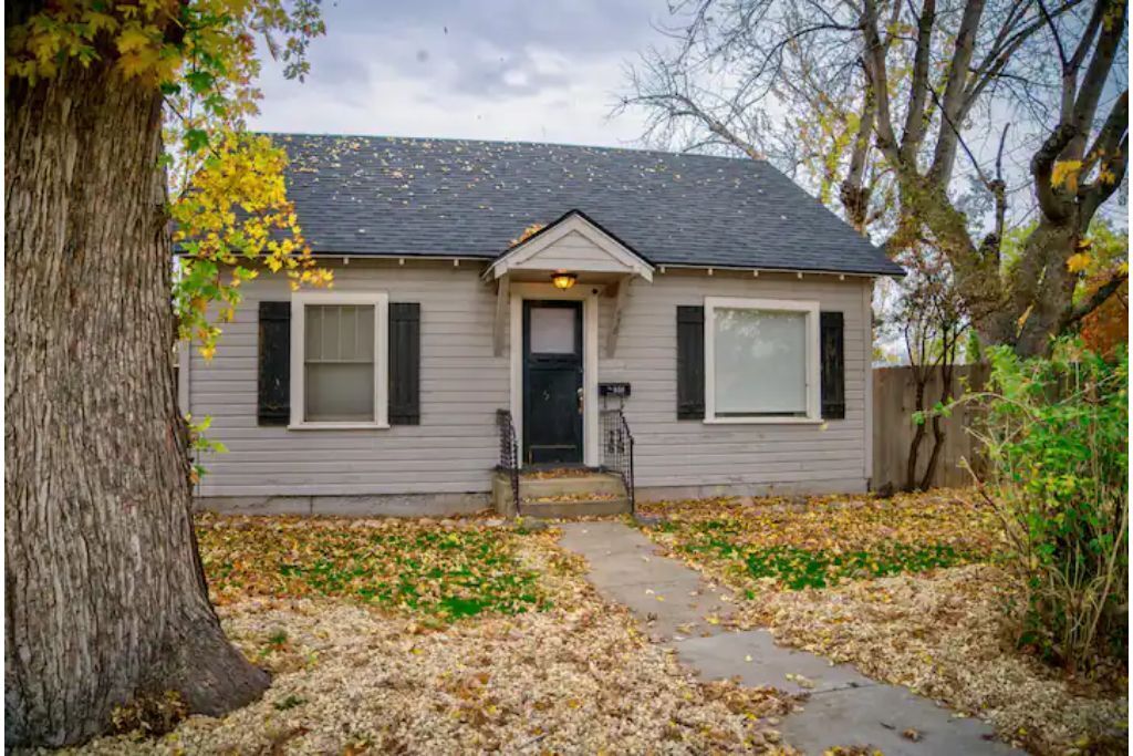 ✮ Charming 2-bedroom Cottage in Oldtown Meridian ✮