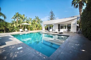 Pool - Modern Villa in Sicily with Pool (Cinisi)
