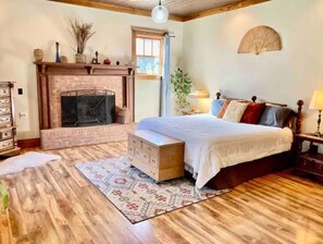 5 bedrooms