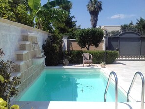 Seasonal outdoor pool