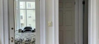 Sunny Victorian Studio in Pacific Heights