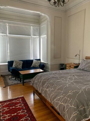 1 chambre, fer et planche à repasser, Wi-Fi gratuit, draps fournis