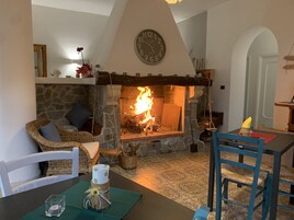 31-inch flat-screen TV with digital channels, TV