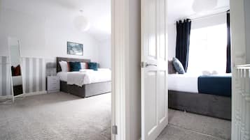 3 chambres, fer et planche à repasser, Wi-Fi gratuit