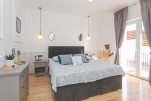 1 Schlafzimmer, Reisekinderbett, Internetzugang, Bettwäsche