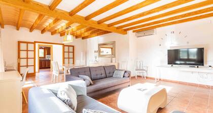 GALLINA Finca mit Pool für 8 Personen in Alcudia