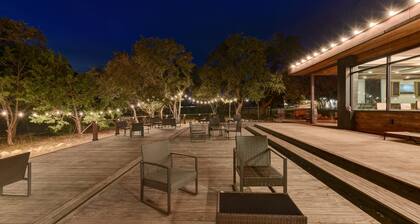 Cozy Heated Glamping Tent with Free Wine Tasting