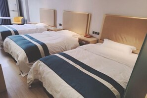 Room - Jinbo Hotel (Guiding)